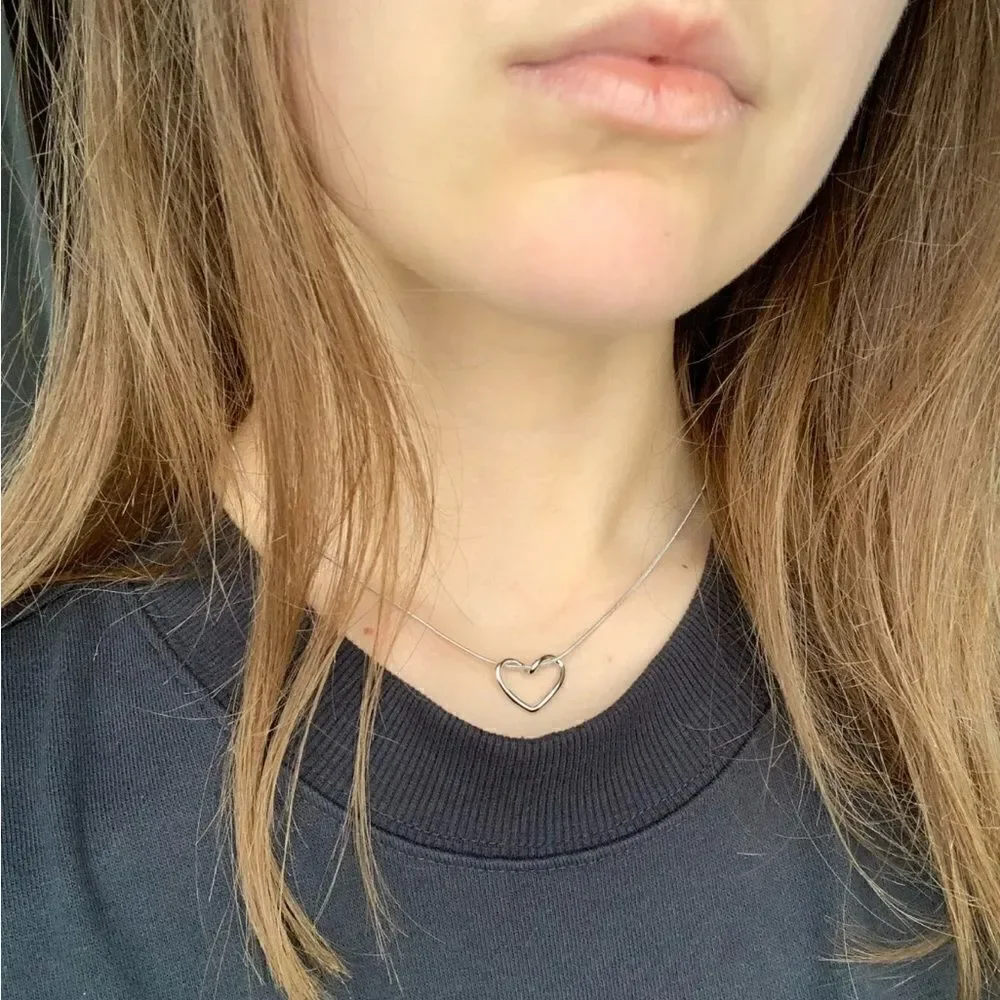 The Simplicity Heart pendant necklace in stainless steel